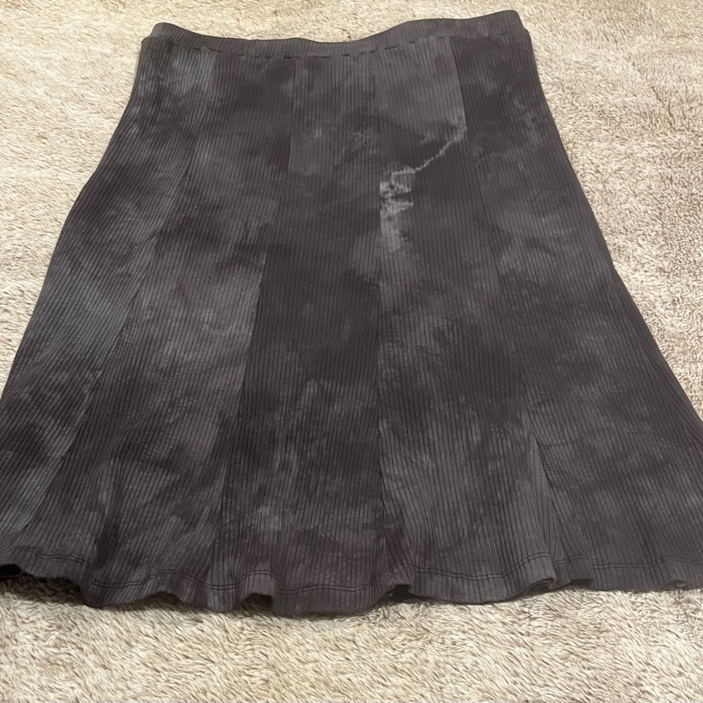 Preowned Panz tie skirt size LARGE